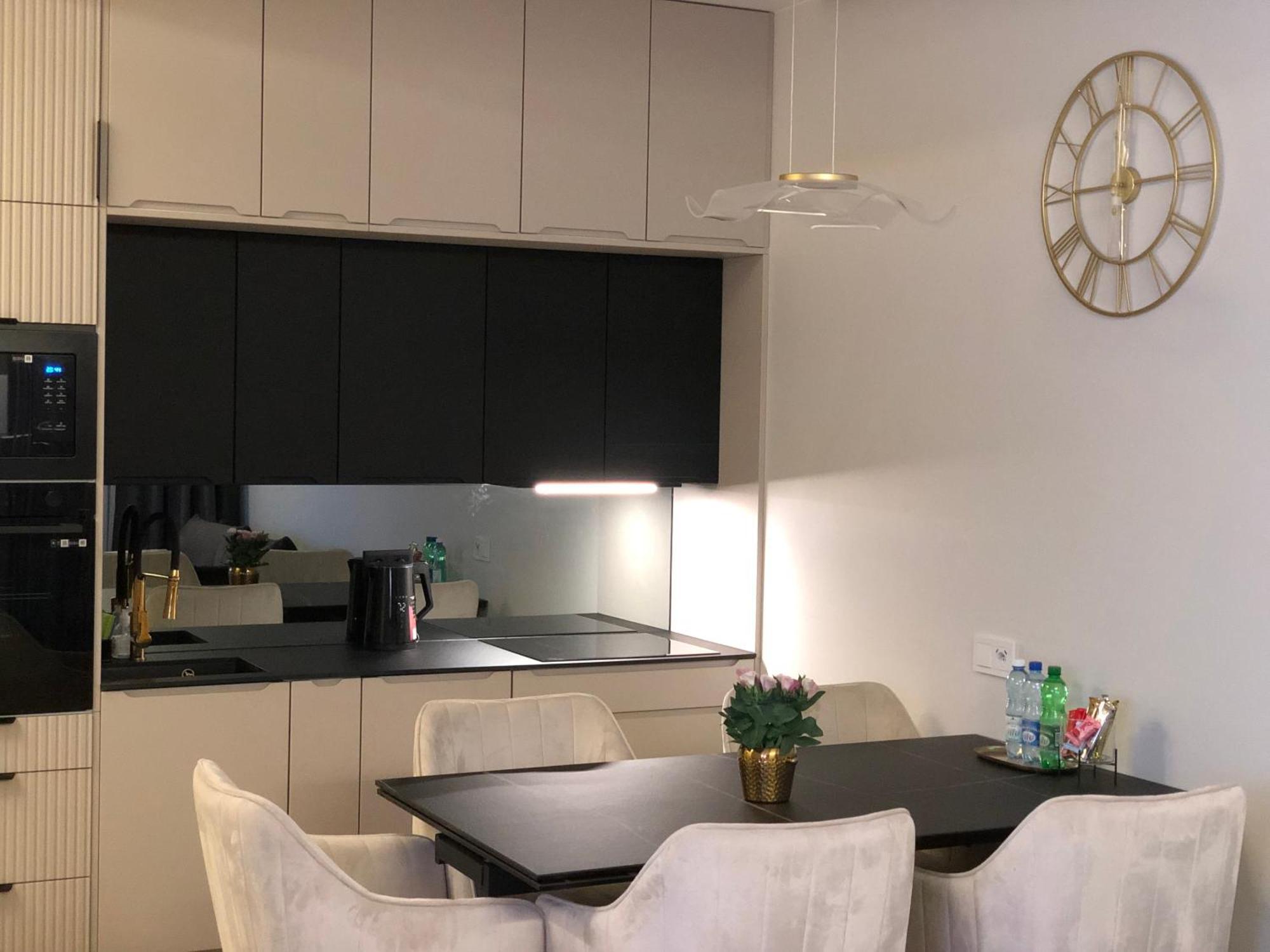 Komfortowe Apartamenty Kielce Klonowa ,Ogrodek, Garaz Podziemny, Samodzielne Wejscie Na Kod 24H 외부 사진